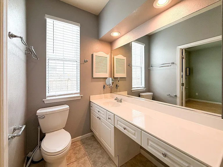 1836 Kensal Green Dr — Photo 28