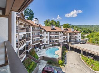 616 Turkey Nest Rd APT 306, Gatlinburg, TN 37738