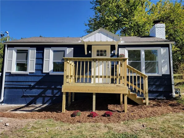 5135 Booth Ave, Kansas City, MO 64129