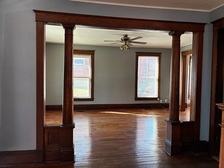 215 N 9th St — Photo 4