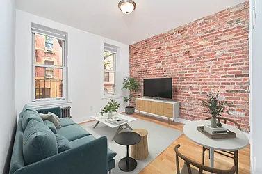 Rented by Living New York