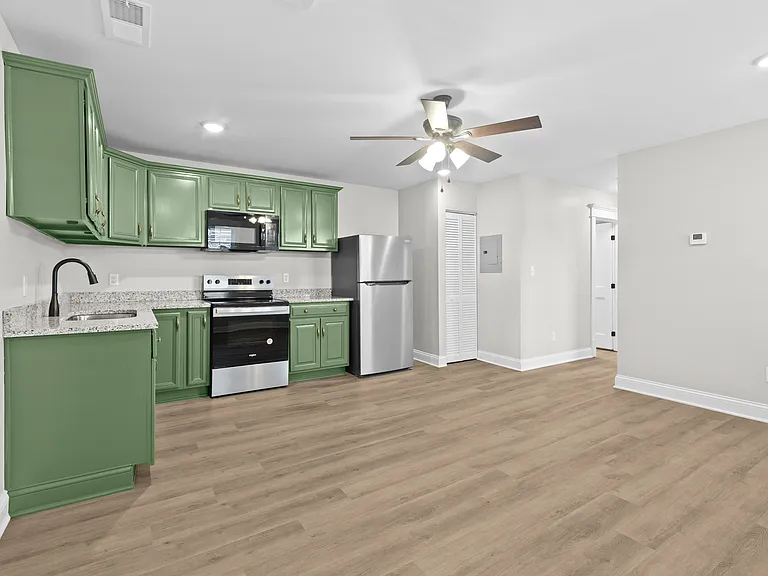 1343 S Preston St — Photo 13