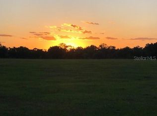 855 NE 107th Rd, Oxford, FL 34484