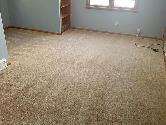 4th image of 16705 Hillsboro Rd