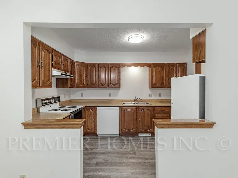 153 E Jones St #C — Photo 1