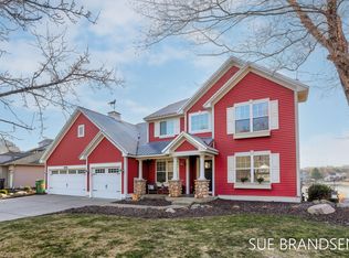 1446 Stoney Lake Dr, Holland, MI 49424