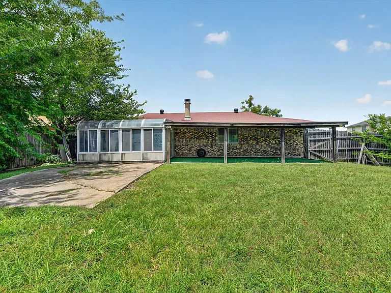 210 Nettletree St — Photo 21