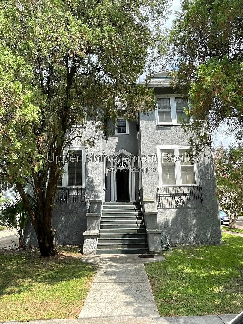 2 bed, 1.0 bath, 750 sqft, $1,900 — Photo 1