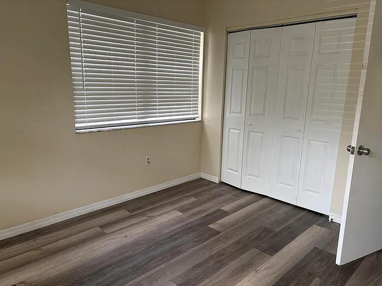 4612 Boabadilla Ave — Photo 12