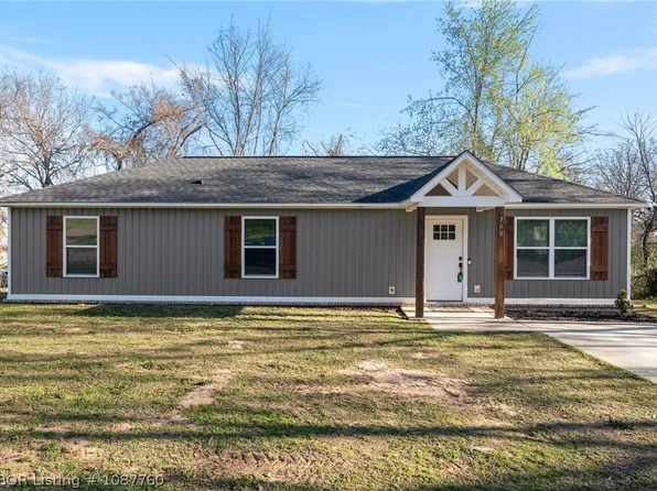 700 Lost Bridge St, Van Buren, AR 72956