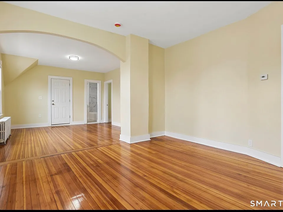 39 Grand St #3