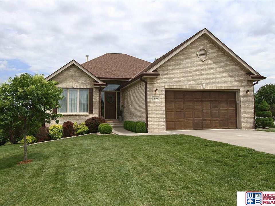 1st image of 21914 Woodland Hills Cir