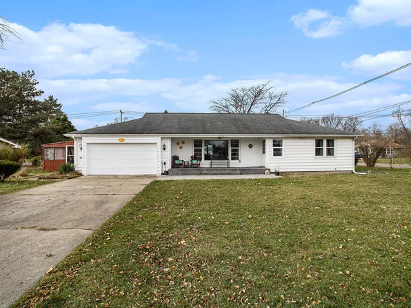 201 Maplecrest Ave, Sturgis, MI 49091