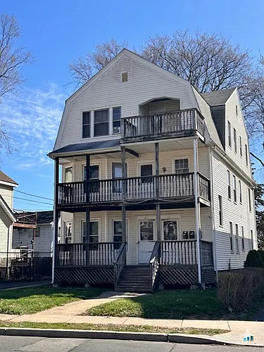 341 Stanley St Photo 1