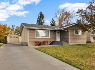 42 Camelot Ave, Leduc, AB T9E 4M2
