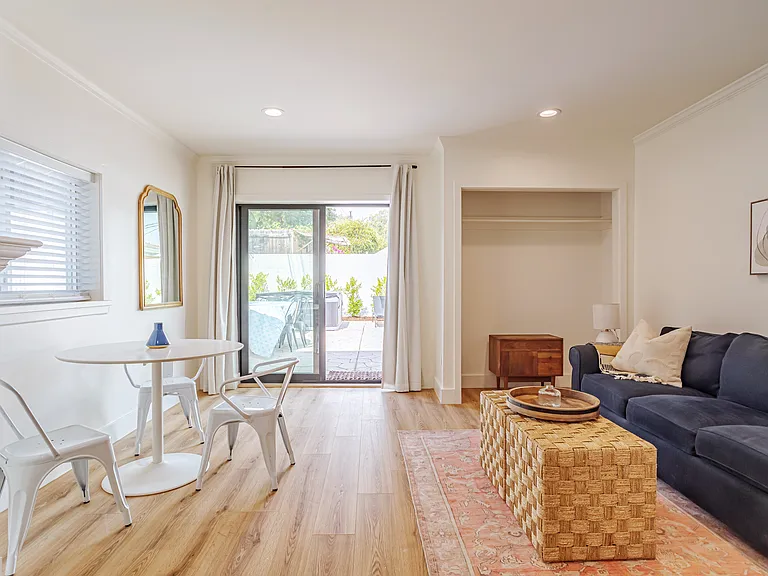 6047 Ethel Ave — Photo 12