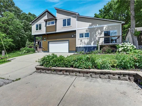 52 G St, Lees Summit, MO 64086