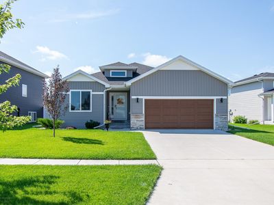 801 Cathy Dr W, West Fargo, ND, 58078