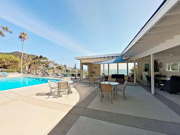 21722 Ocean Vista Dr #D — Photo 26