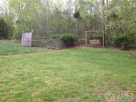 3rd image of 849 Merritt Lewis Ln