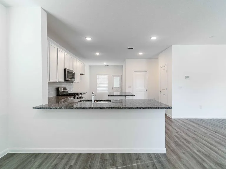 219 Tokalaun Dr — Photo 4