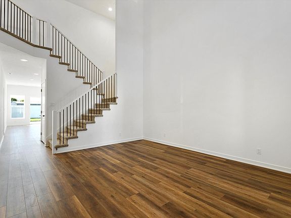 4th image of 23817 Harvest Heights Cir #1
