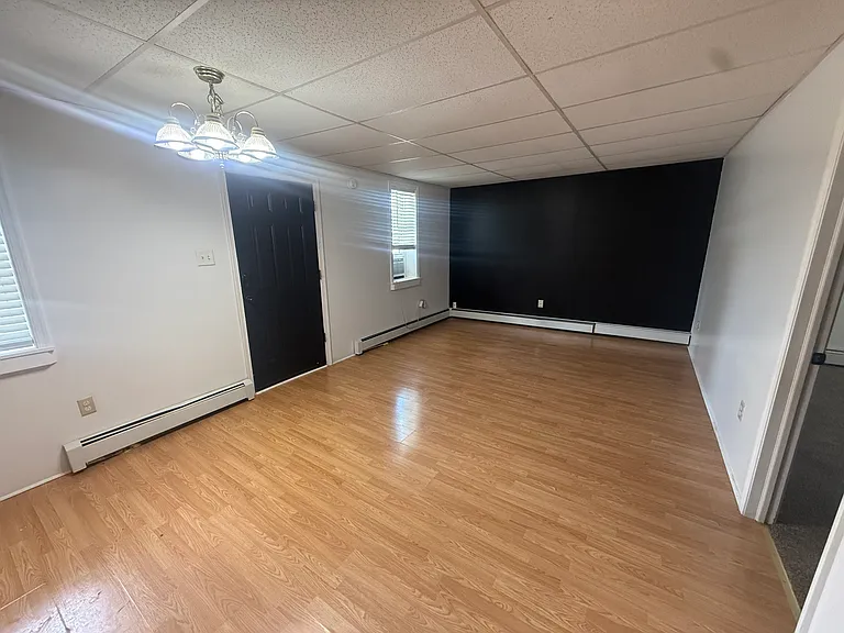 400 N Main St #2 — Photo 4