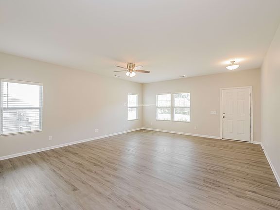 3rd image of 4646 Wesmar Ct