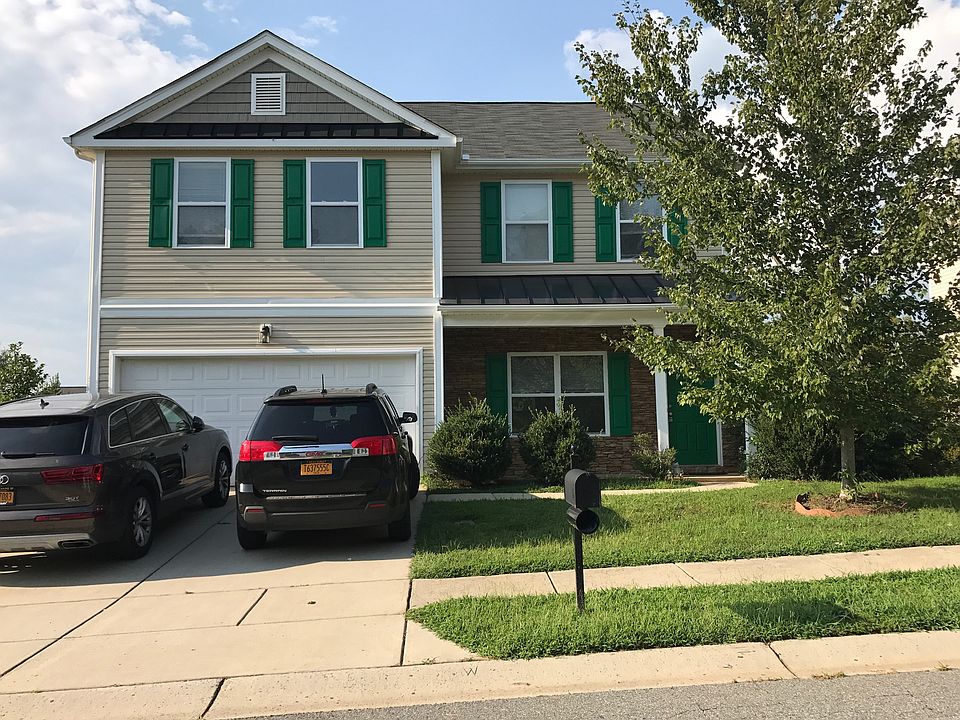 1st image of 111 Ellington Dr
