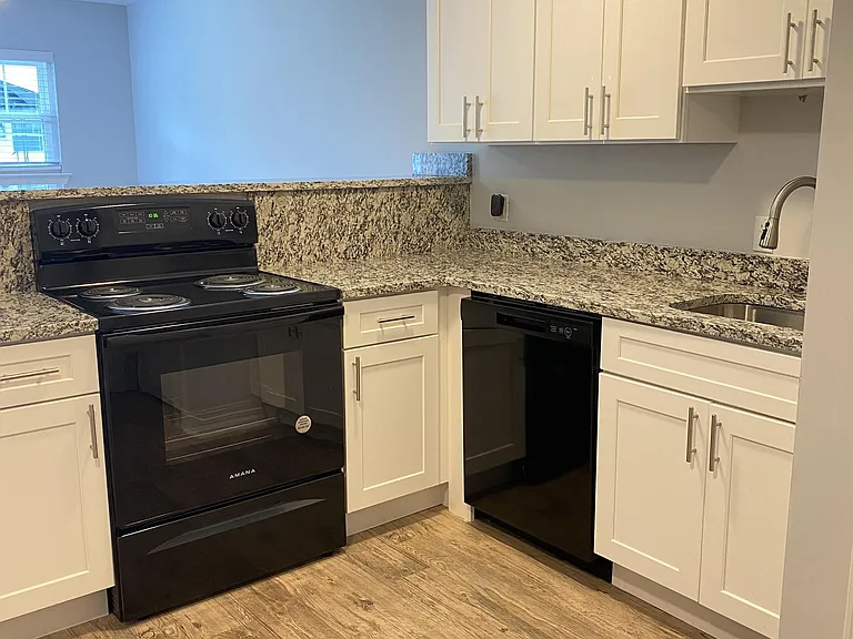 18272 Sidney Ave #2 — Photo 5