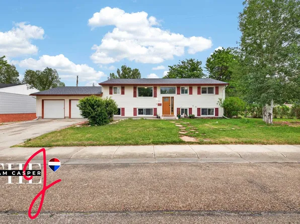 1081 S Forest Dr, Casper, WY 82609
