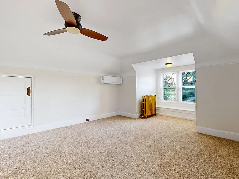 685 S Grant St — Photo 19