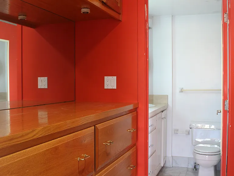 Walk-in closet