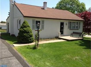301 Seltzer Ave, Coatesville, PA 19320