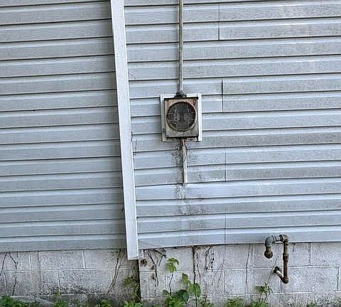 4th image of 1602 Carrington St