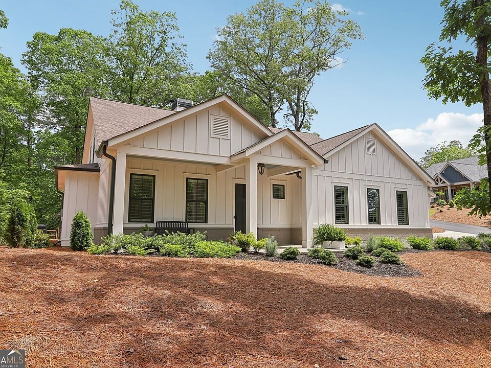 1st image of 33 Cedar Smt
