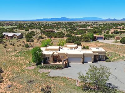 54 Encantado Loop, Santa Fe, NM, 87508