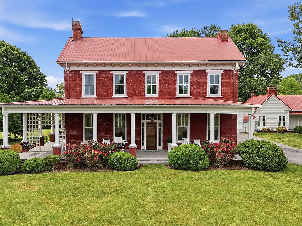 1st image of 240 Maplehurst Ln