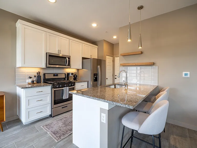 6409 Berkman Dr #4 — Photo 10