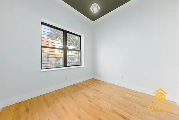 Rented by Reubel Group LLC | media 3