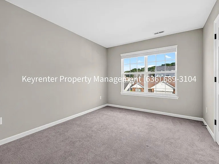 2823 Winding Valley Dr — Photo 13