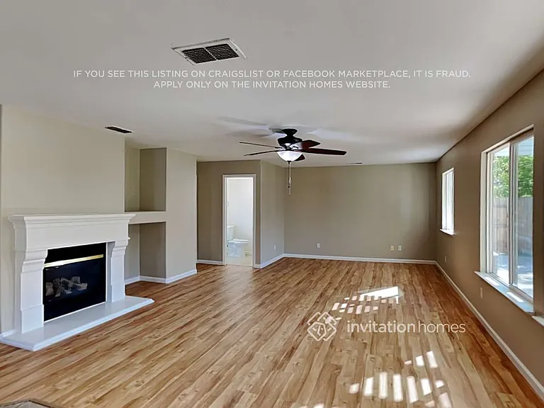 11512 Linday Way — Photo 5