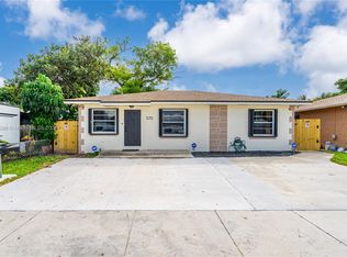 5712 SW 39th St, West Park, FL 33023