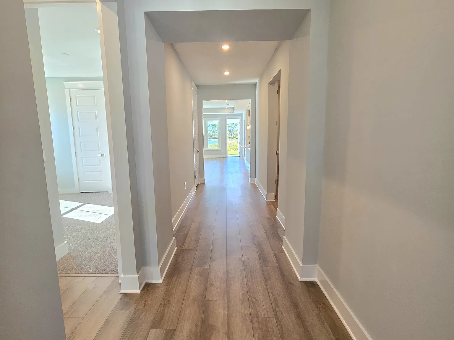 4 bed, 2062 sqft, $3,400 — Photo 4