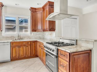 83 Beaumont St #2, Fairfield, CT 06824