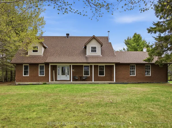 1903 Christie Lake Rd, Tay Valley, ON K7H 3C6