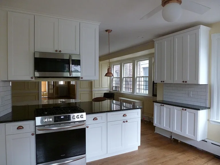 6243 Washington Ave — Photo 8