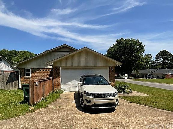 2nd image of 9 Mockingbird Ln