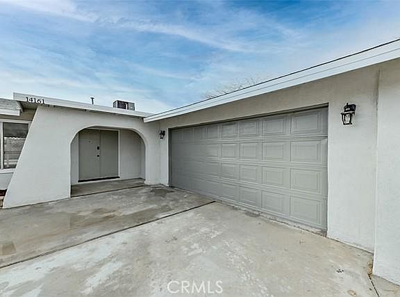3rd image of 14161 Topmast Ln