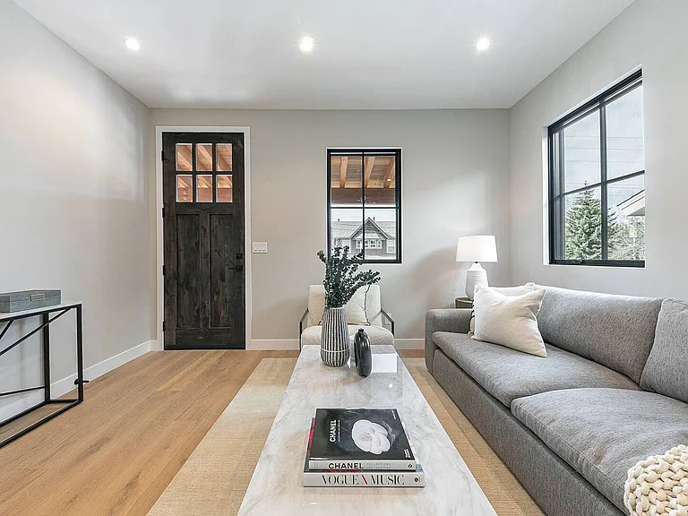 10085 SE River St — Photo 9